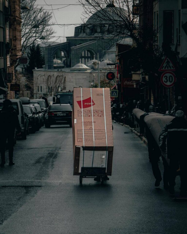 Livraison Express et Courses à Domicile - FIFRICA